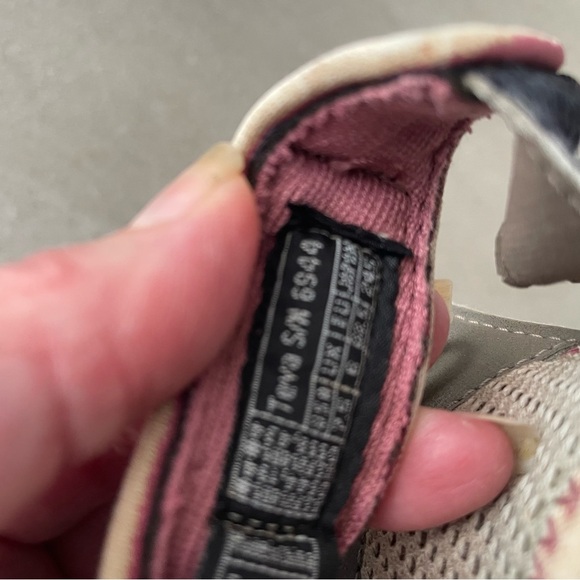 Teva Tan and Pink Athletic Sandals size 7.5 - Picture 10 of 17